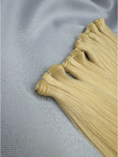 Виетнамска коса Genius Weft 60см - Светло руса 613 Виетнамска коса Genius Weft 60см - Светло руса 613